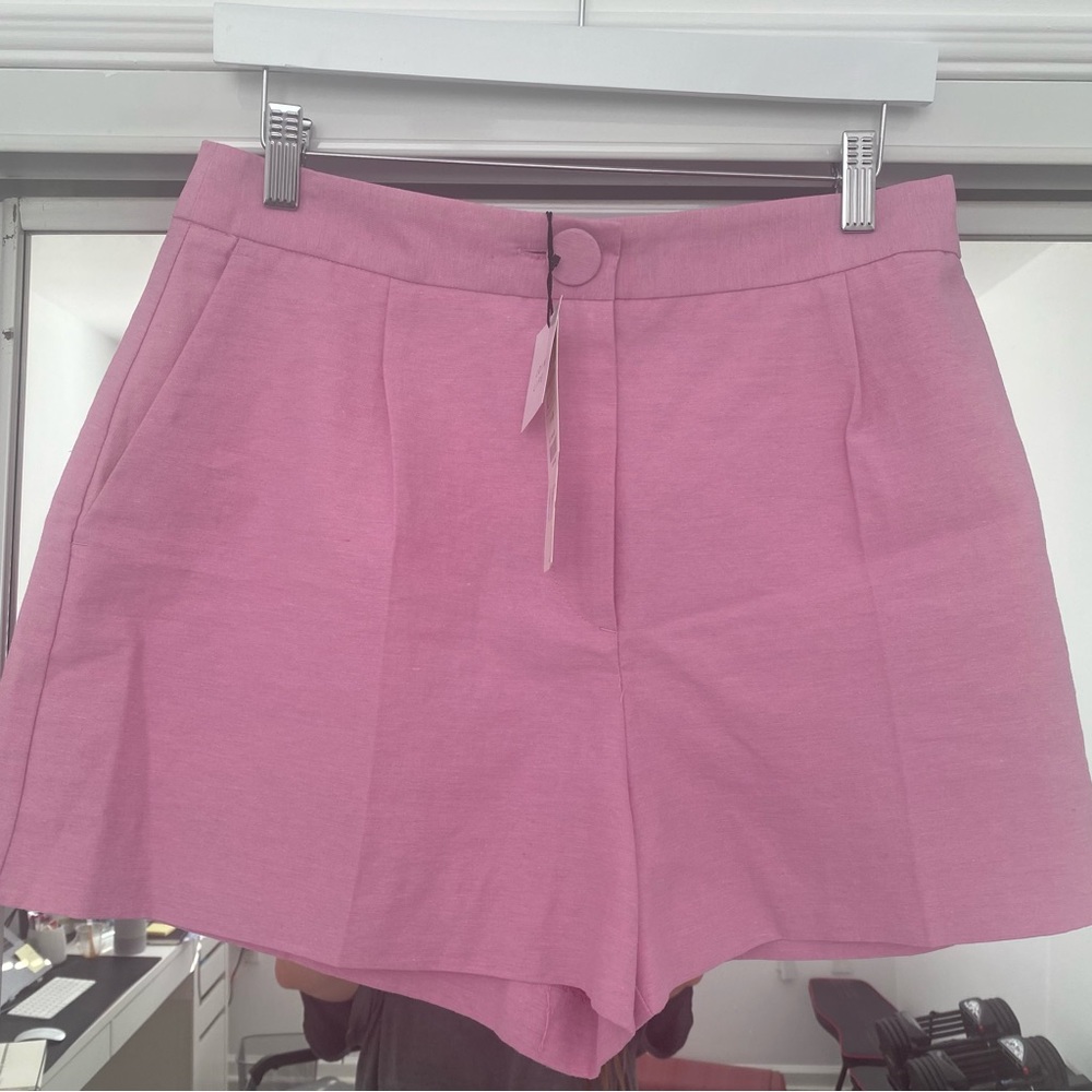Brand New With Tag Zara bubblegum pink shorts 🎀